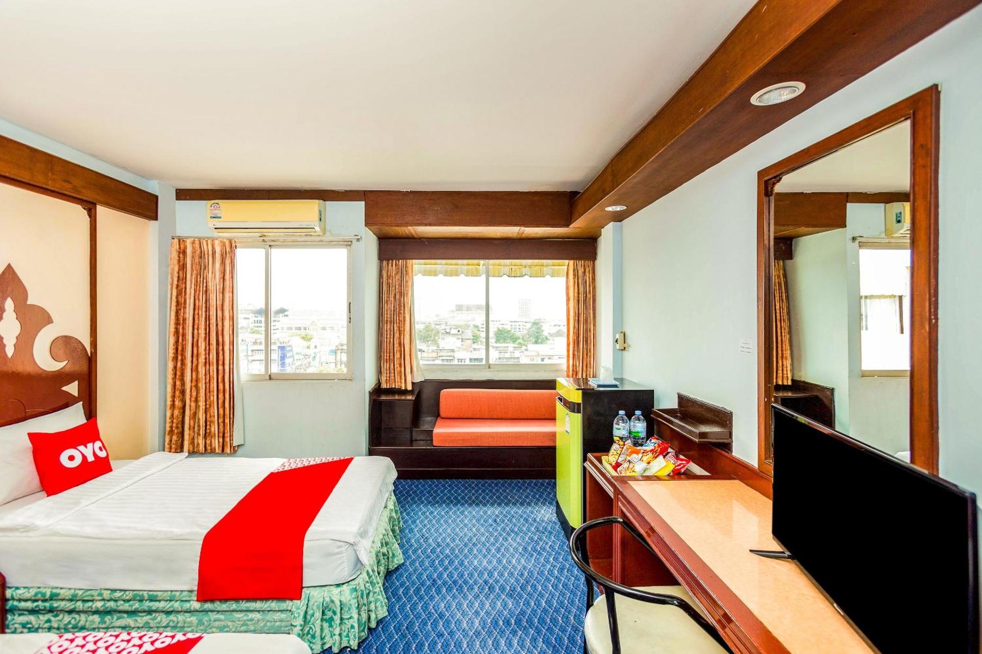 Oyo 441 Grand Thara Hotel Surat Thani Dış mekan fotoğraf