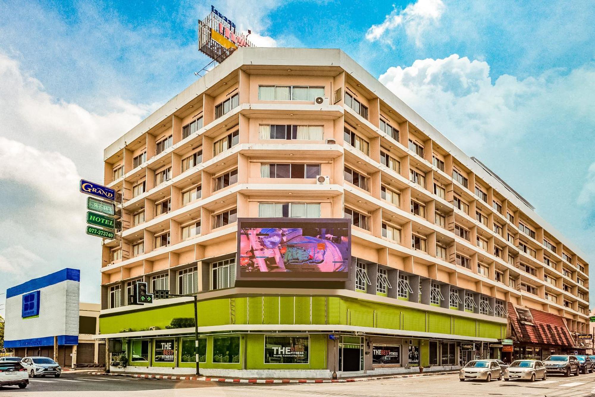 Oyo 441 Grand Thara Hotel Surat Thani Dış mekan fotoğraf