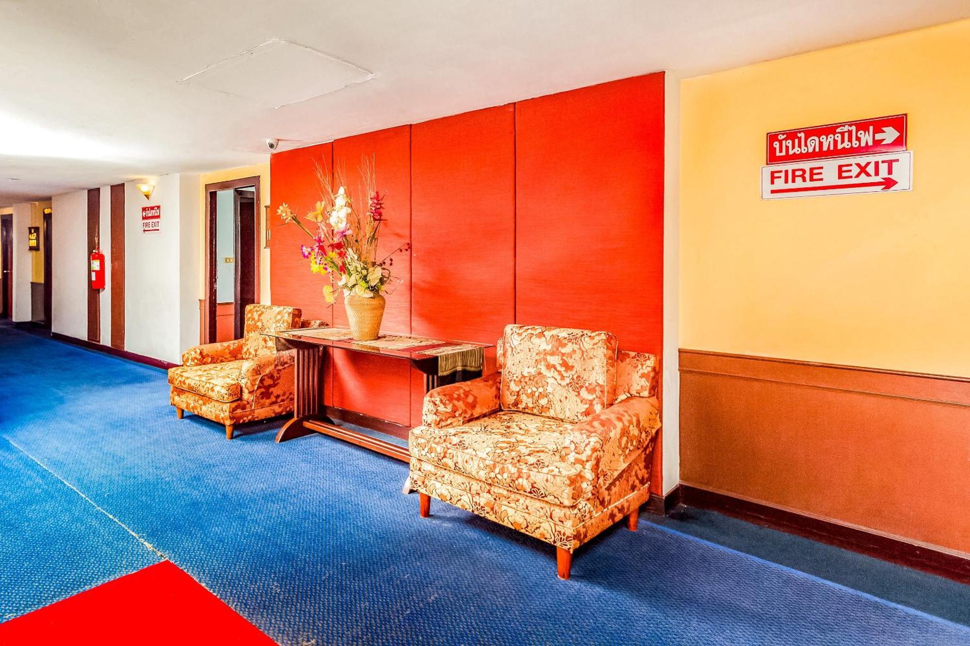 Oyo 441 Grand Thara Hotel Surat Thani Dış mekan fotoğraf