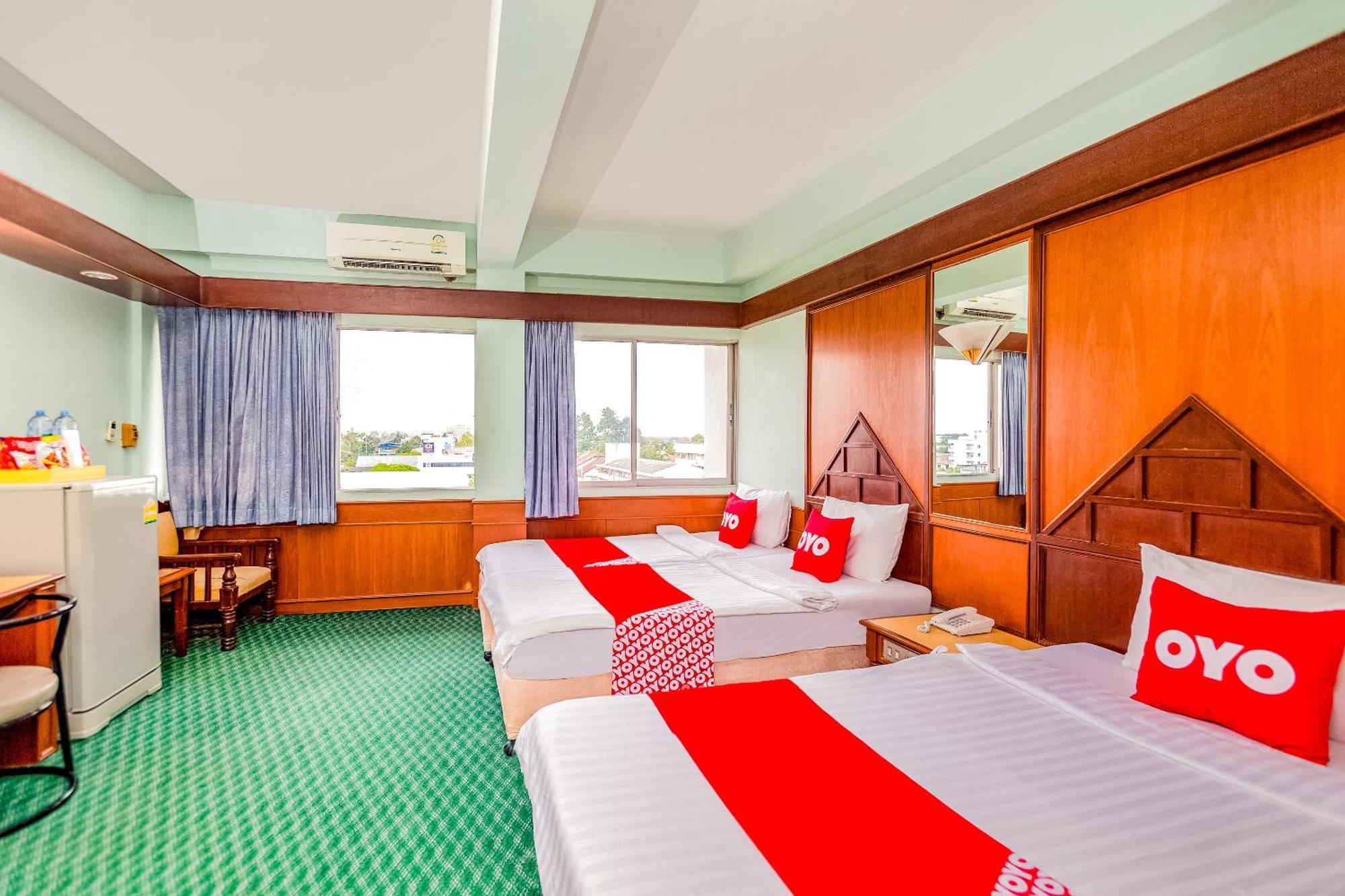 Oyo 441 Grand Thara Hotel Surat Thani Dış mekan fotoğraf