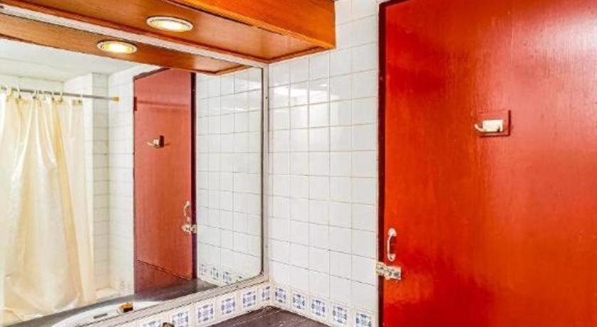 Oyo 441 Grand Thara Hotel Surat Thani Dış mekan fotoğraf