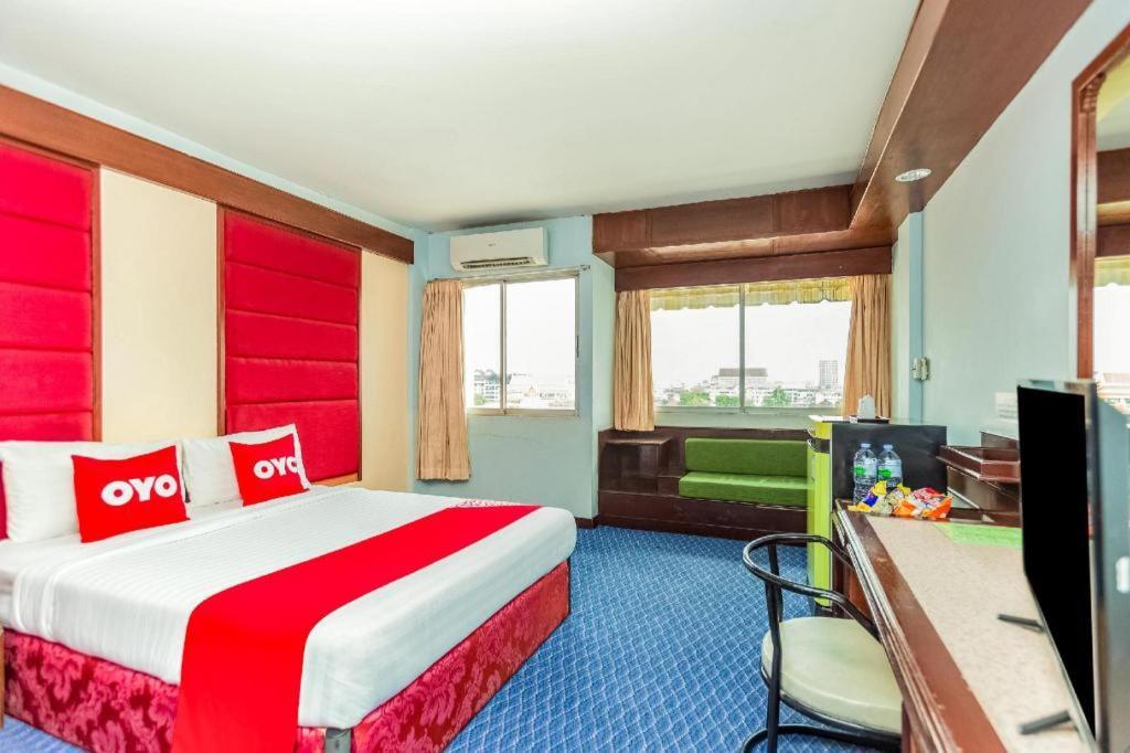 Oyo 441 Grand Thara Hotel Surat Thani Dış mekan fotoğraf