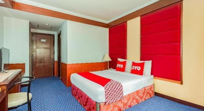Oyo 441 Grand Thara Hotel Surat Thani Dış mekan fotoğraf